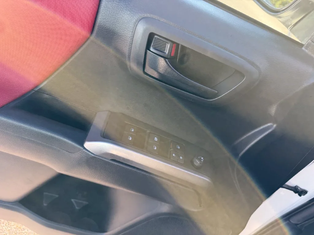 Used 2022 White Toyota SR5 image 6