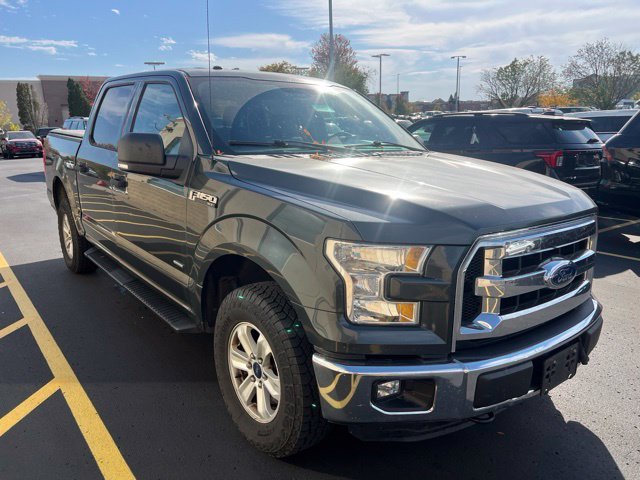 Used 2015 Gray Ford XLT image 1
