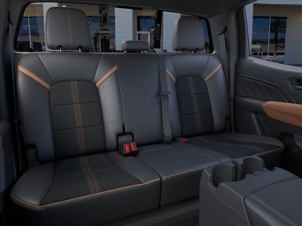 2026 GMC Canyon AT4 - Photo 17