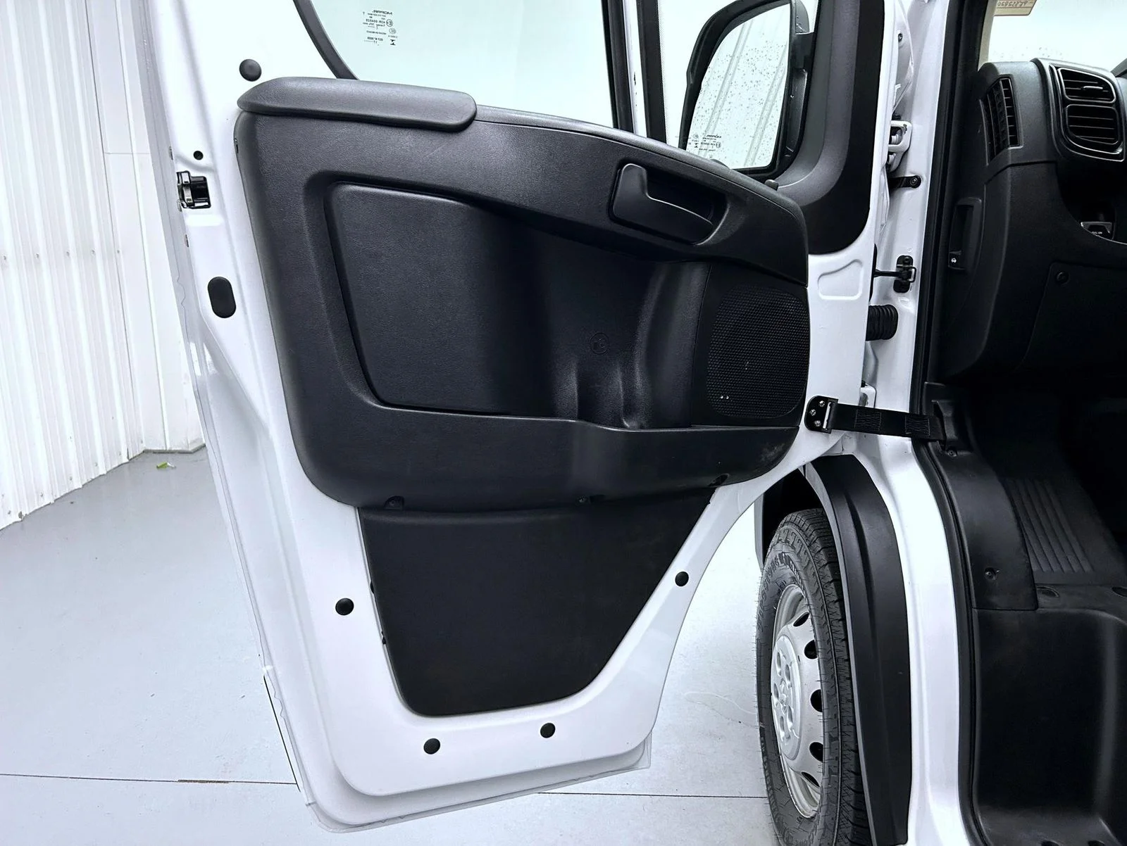Used 2023 White Ram High Roof image 9