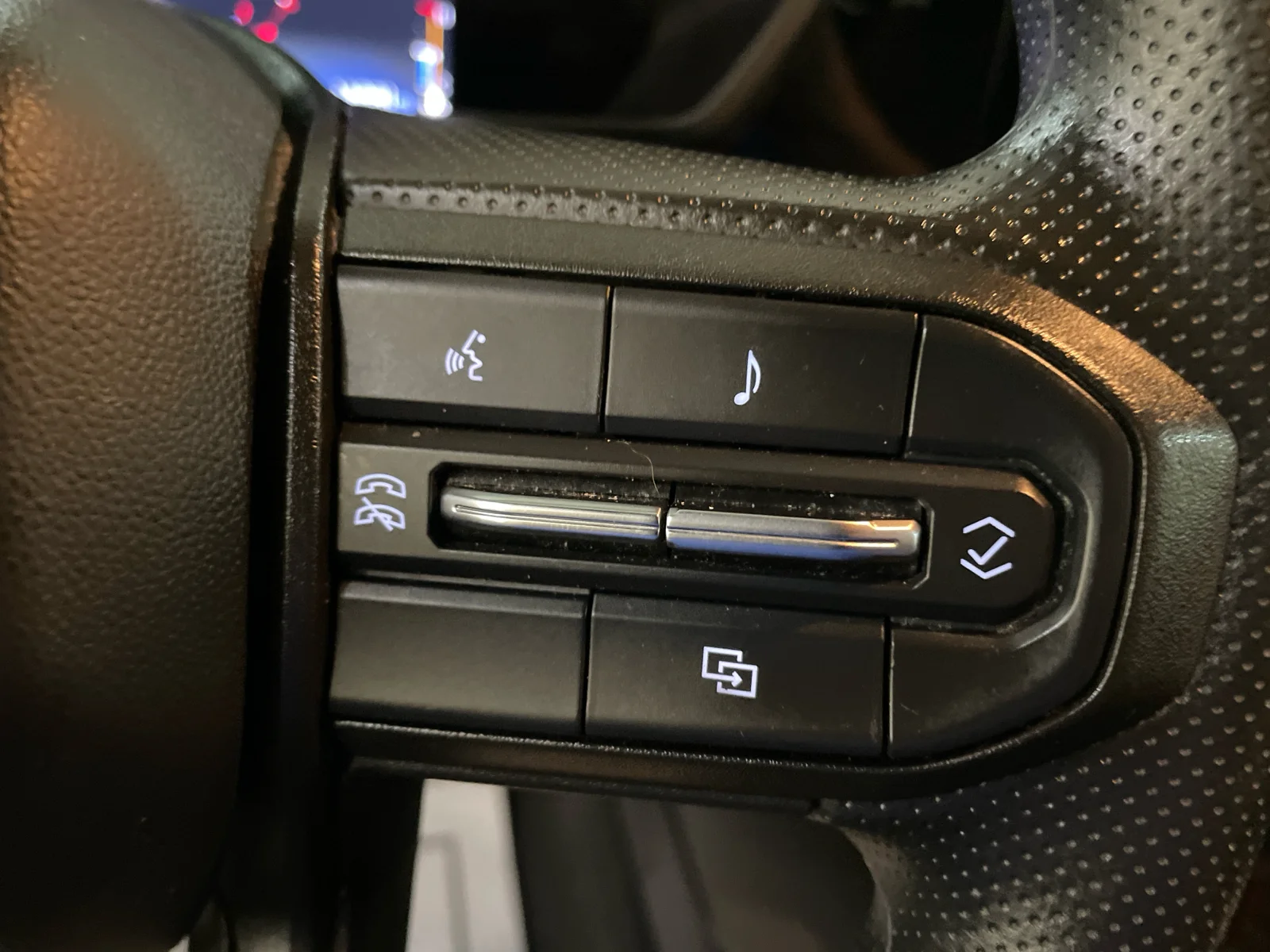Used 2023 Sterling Gray Metallic Chevrolet 4WD Trail Boss image 15