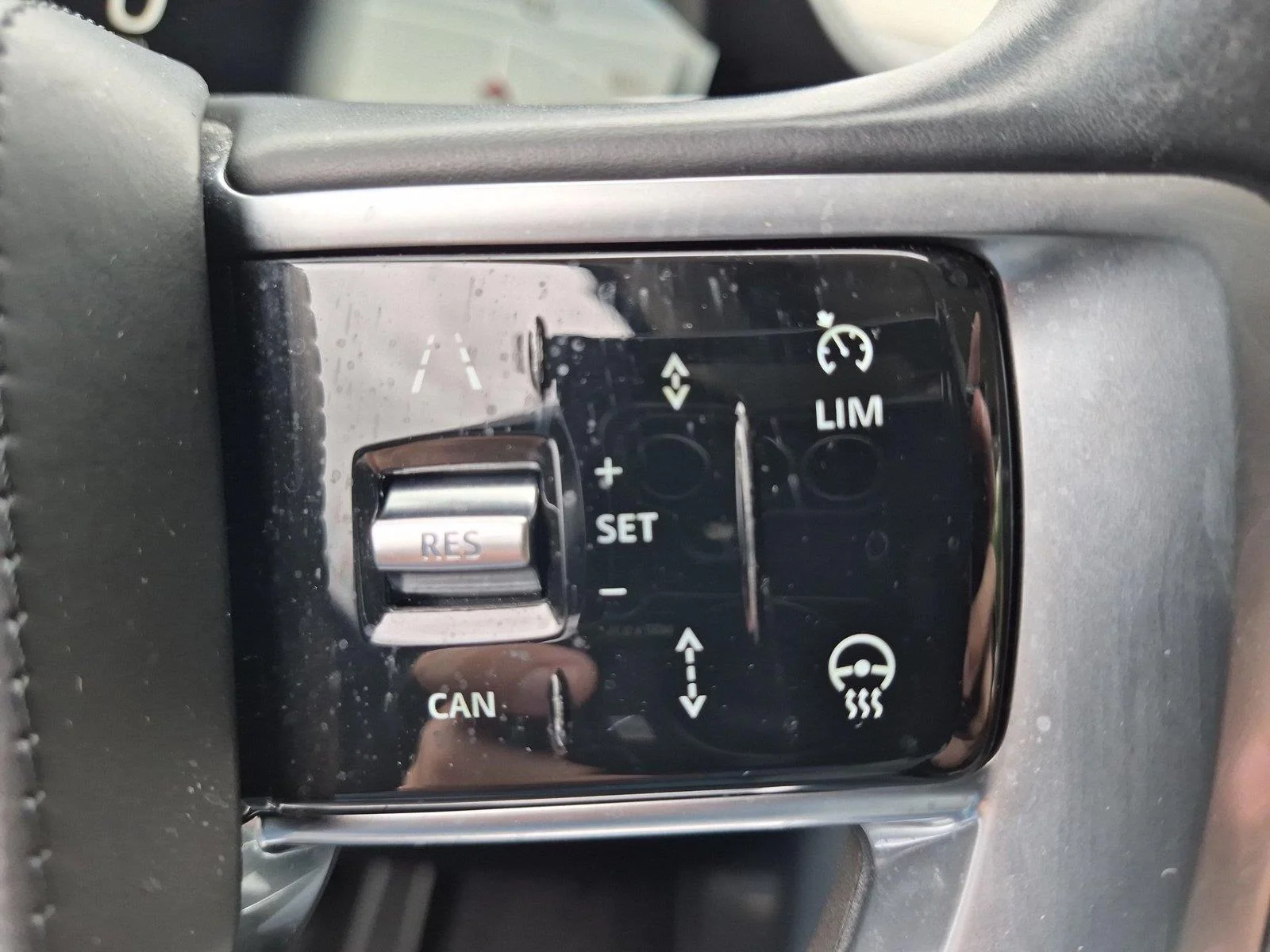 Used 2023 Eiger Grey Metallic Land Rover Autobiography image 20