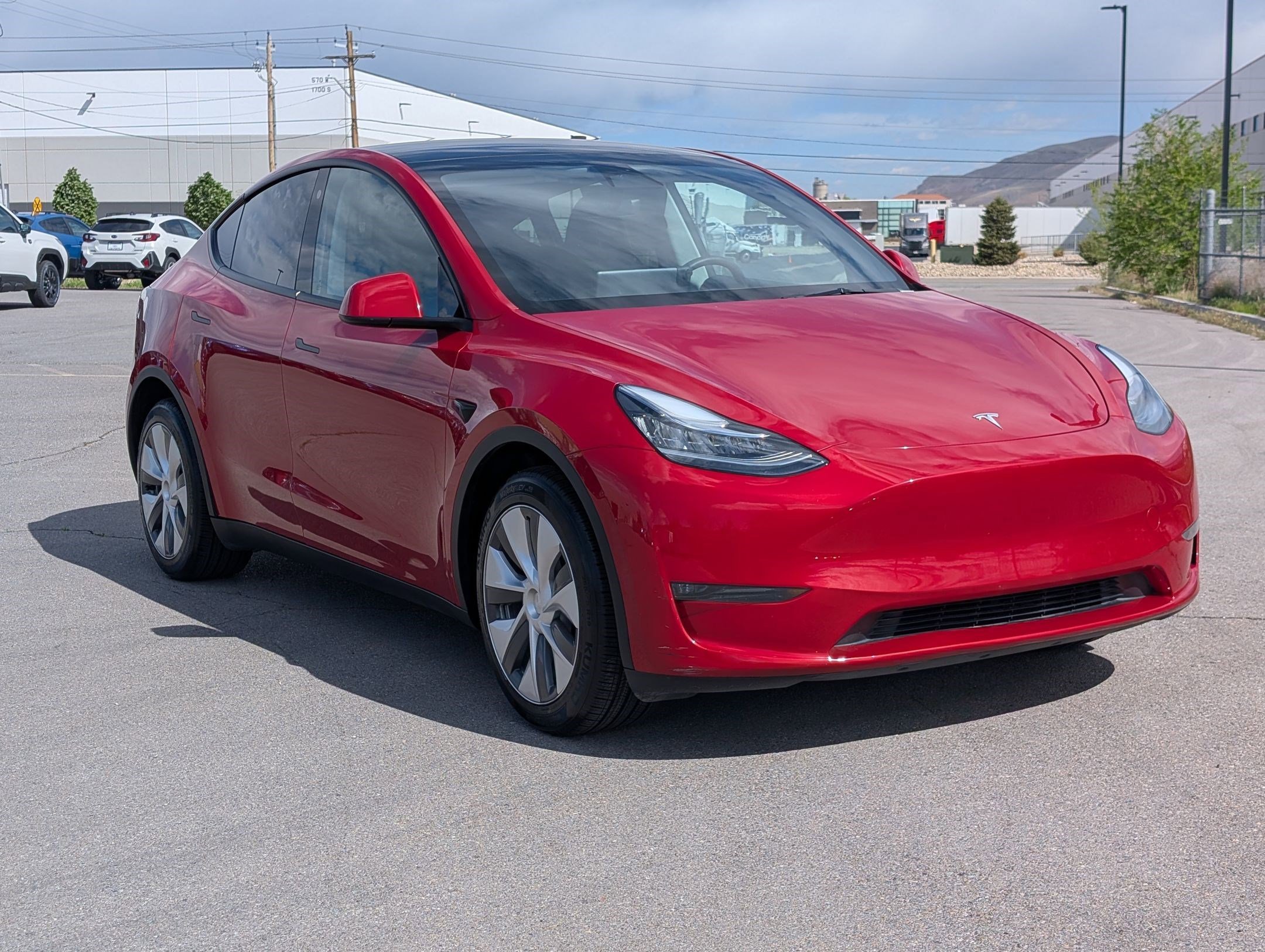 2023 Tesla Model Y's photo