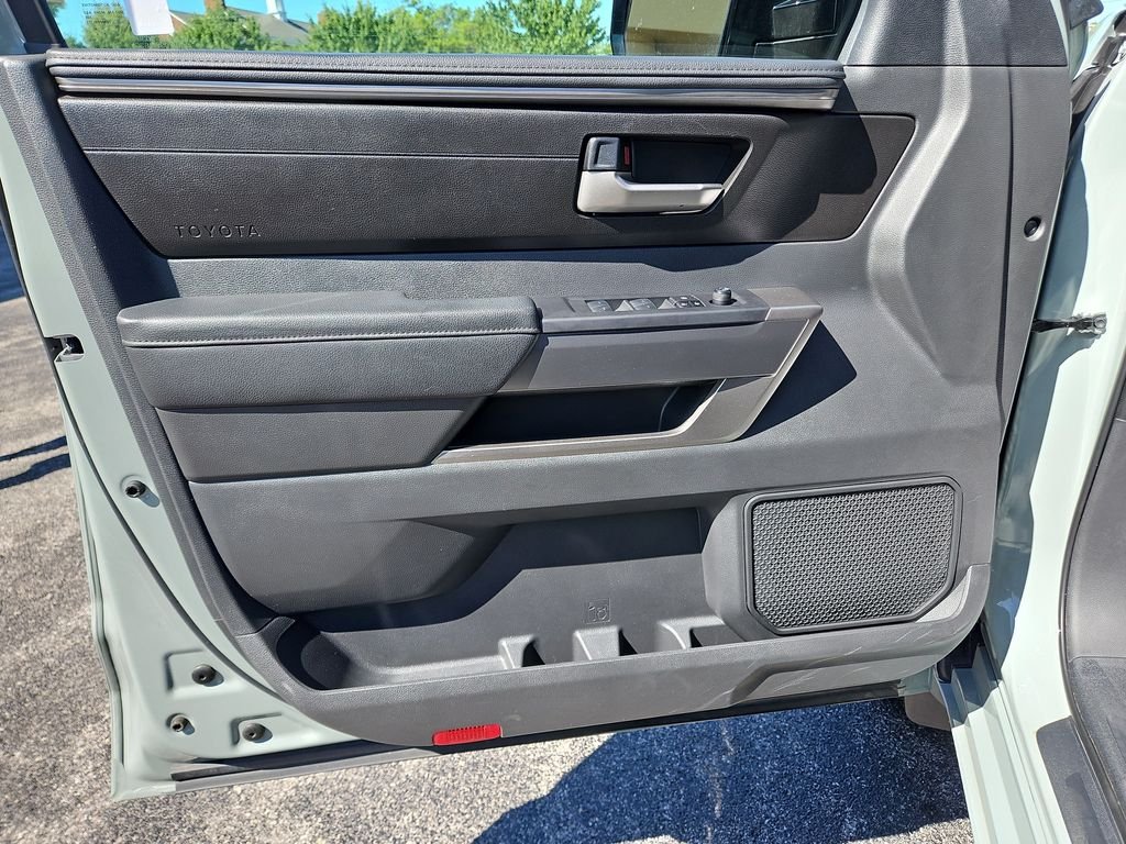 2024 Toyota Tundra SR5 - Photo 11