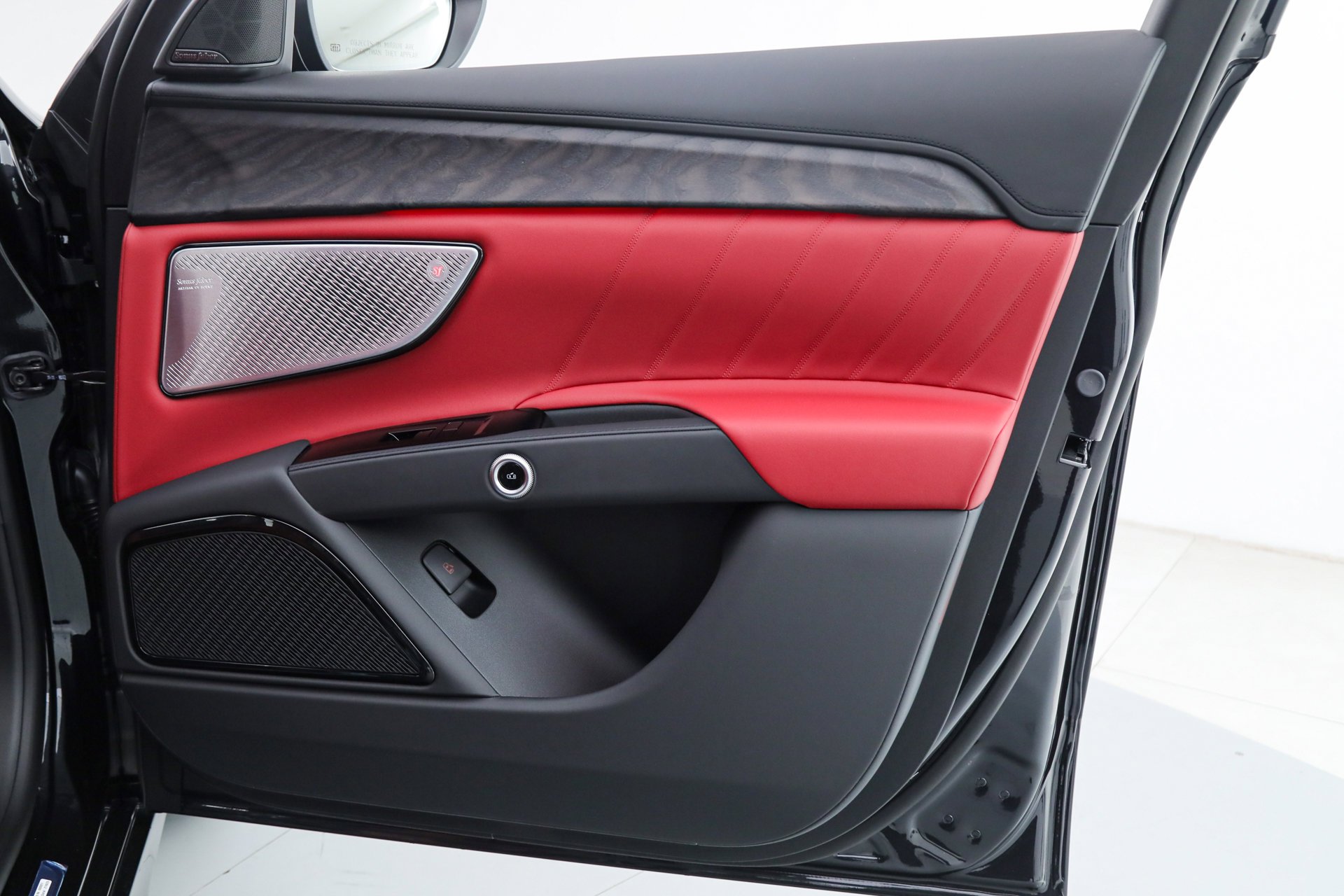 2026 Maserati Grecale Modena V6 - Photo 11