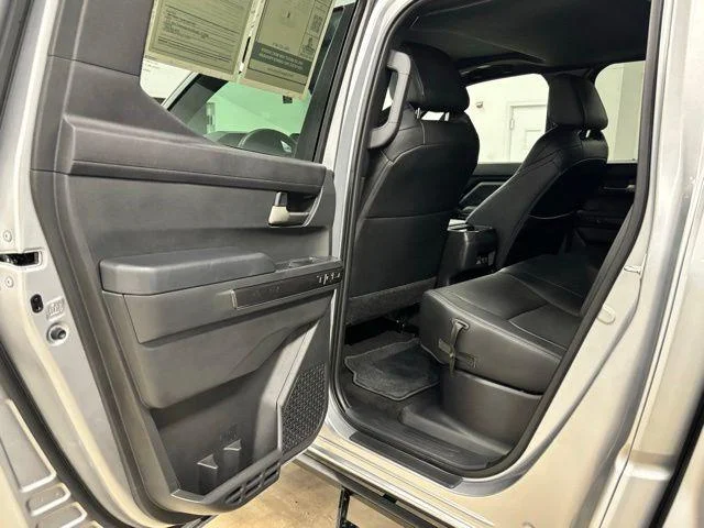 Used 2025 CELESTIAL SILVER Toyota  image 18