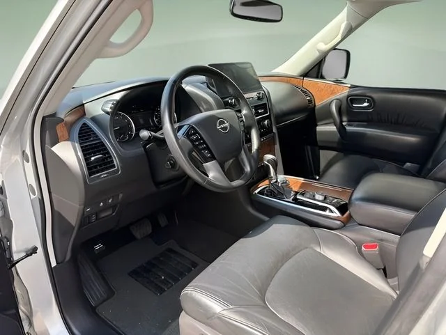 Used 2023 Silver Nissan SL image 19