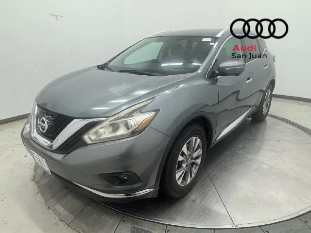Used 2015 Gray Nissan SL image 3