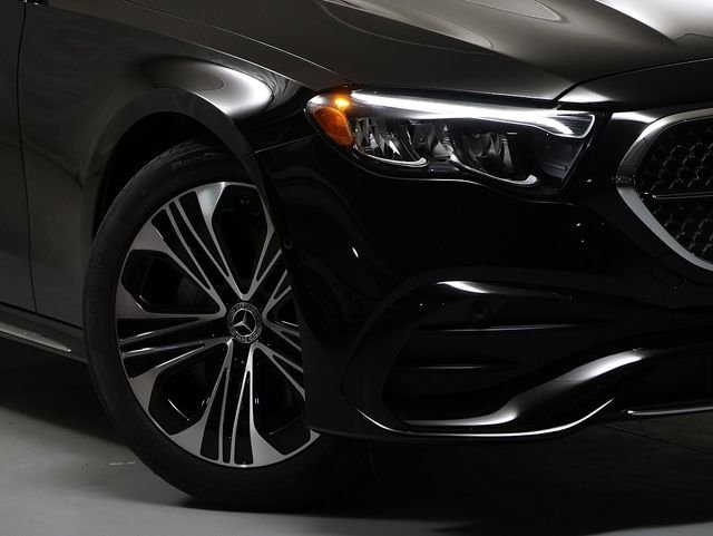 New 2026 Black Mercedes-Benz E 350 image 3