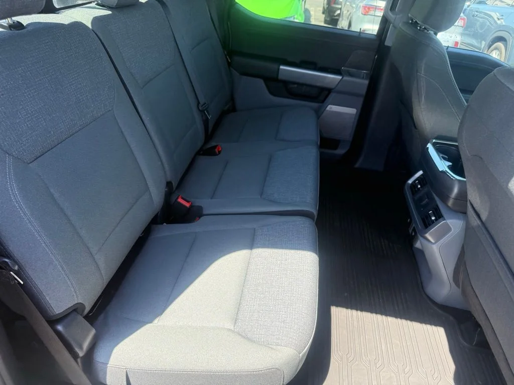 2025 Ford F-150 XLT - Photo 48