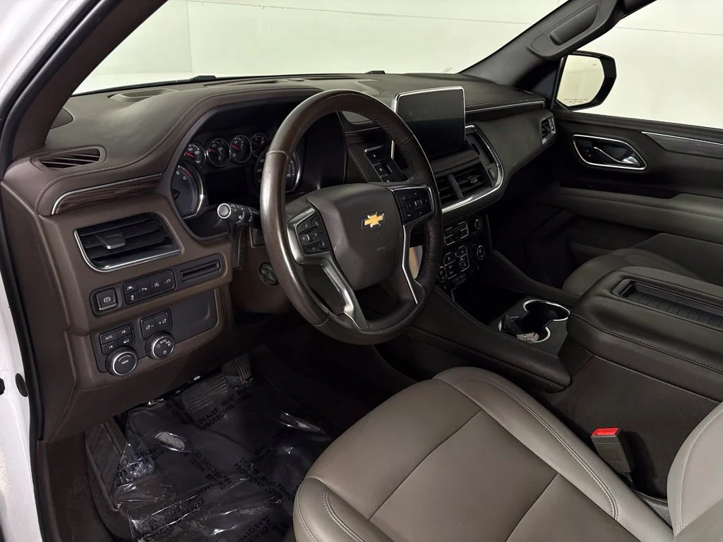 Used 2021 White Chevrolet LT image 19