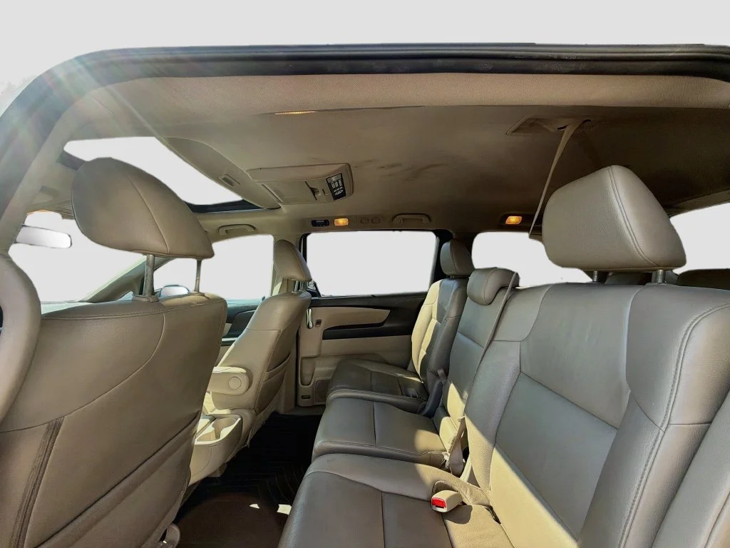 Used 2016 White Honda EX-L image 25