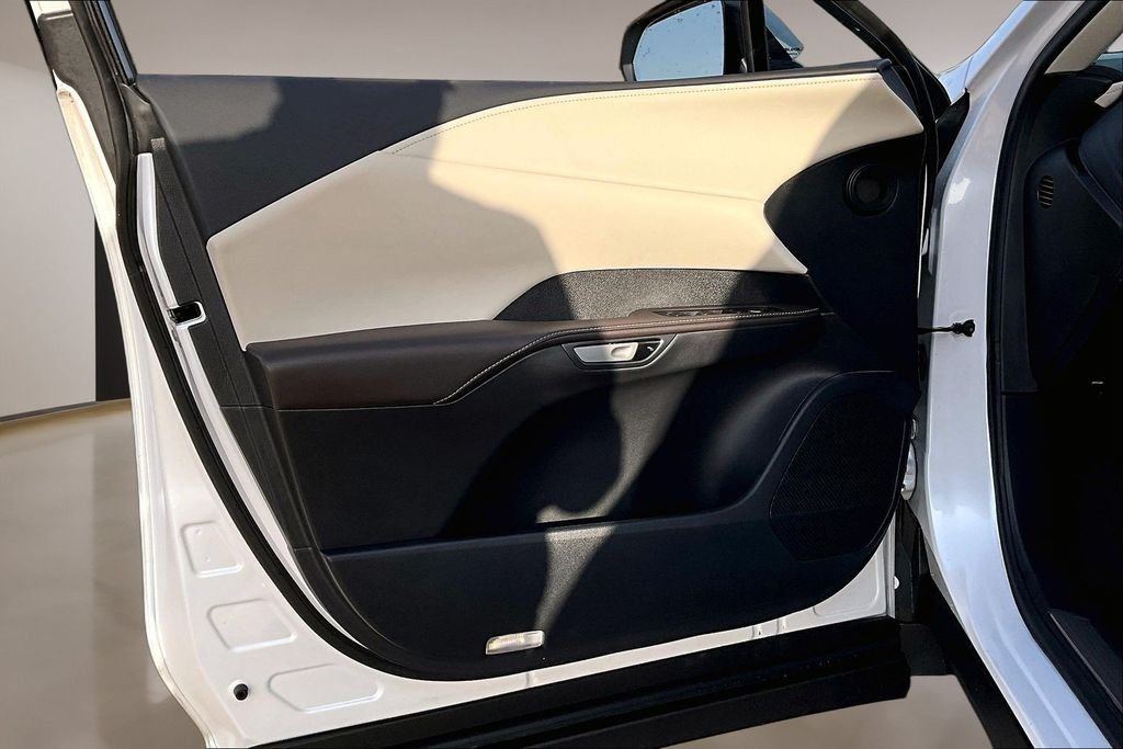 Used 2024 White Lexus 350 Premium image 18