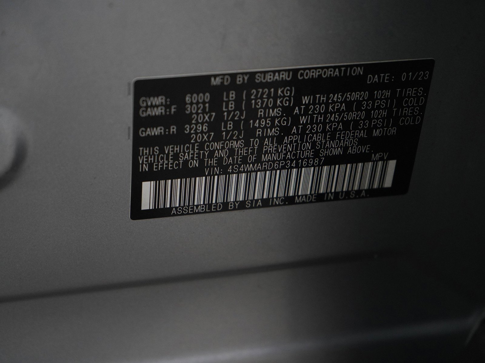 Used 2023 Ice Silver Metallic Subaru Limited image 25