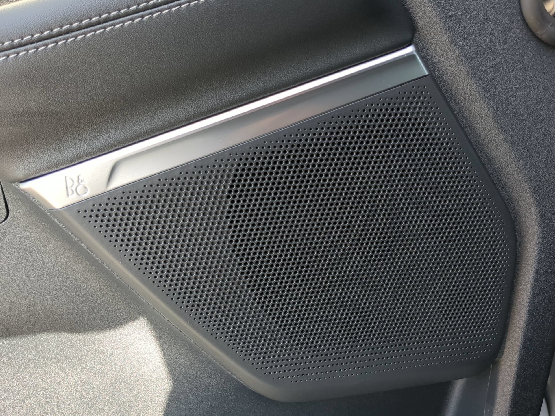 New 2026 Glacier Gray Metallic Tri-Coat Ford MAX Platinum® image 54