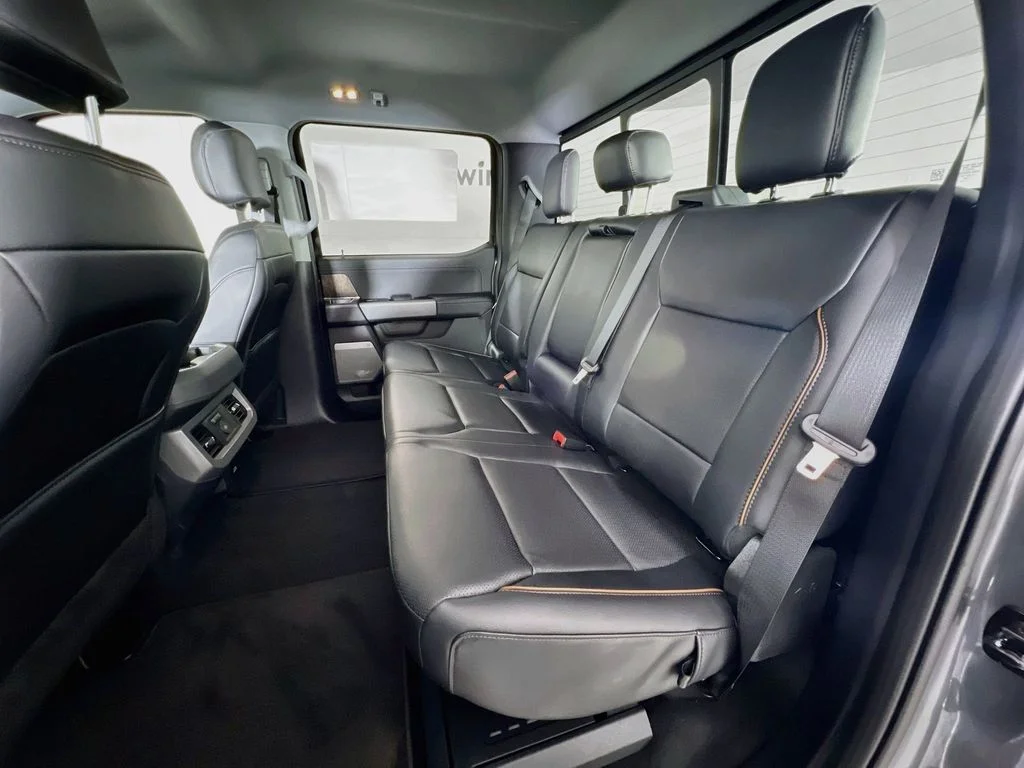 New 2026 Carbonized Gray Metallic Ford Lariat image 28