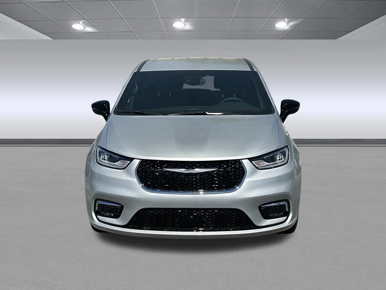 New 2026 Silver Mist Clear-Coat Exterior Paint Chrysler Select image 8