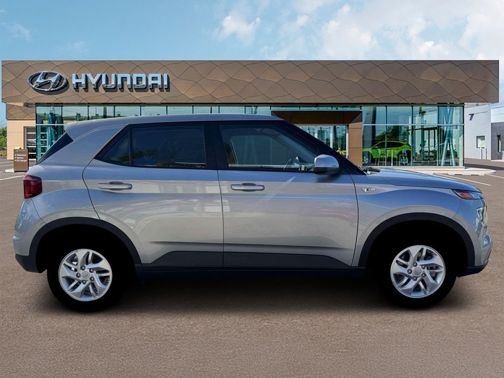 New 2026 Silver Hyundai SE image 9