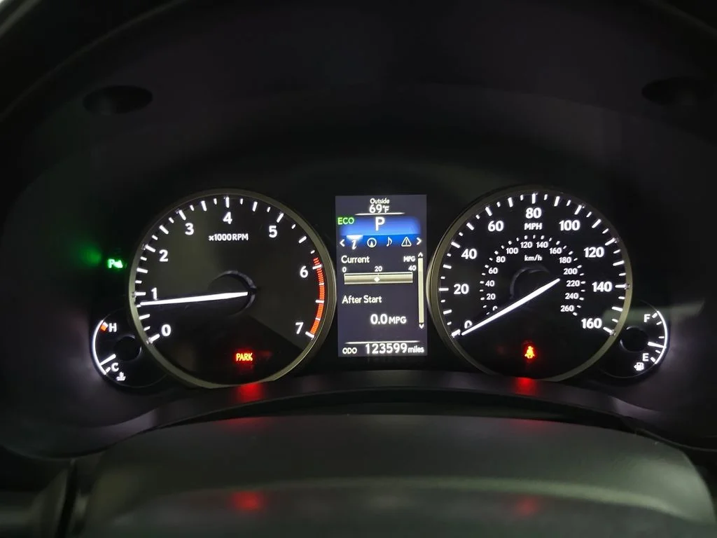 Used 2015 Obsidian Lexus 200t image 22