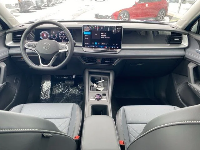 2026 Volkswagen Tiguan SE - Photo 15