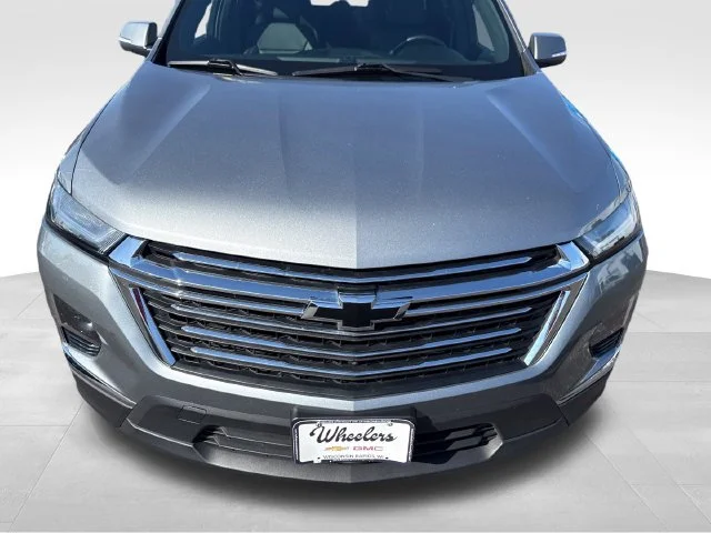 Used 2023 Gray Chevrolet LT Leather image 9