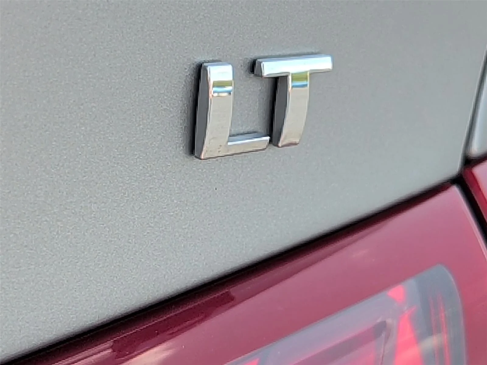 Used 2024 Sterling Gray Metallic Chevrolet LT image 34