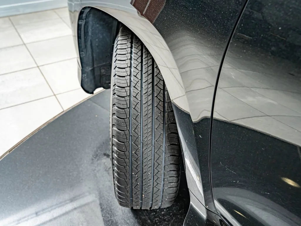 Certified Used 2023 Caviar Lexus 460 image 46