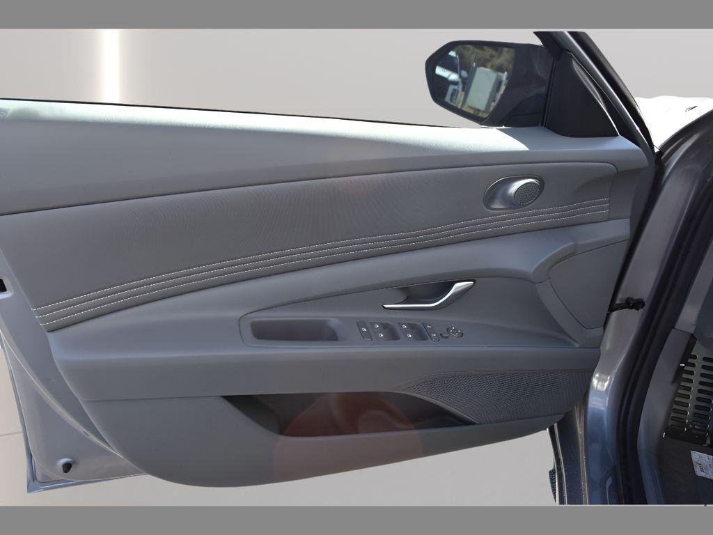 New 2026 Fluid Metal Hyundai SEL Sport image 16