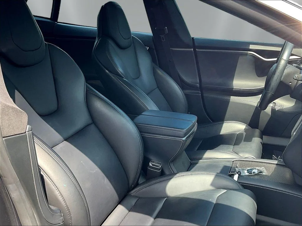Used 2020  Tesla Performance image 28
