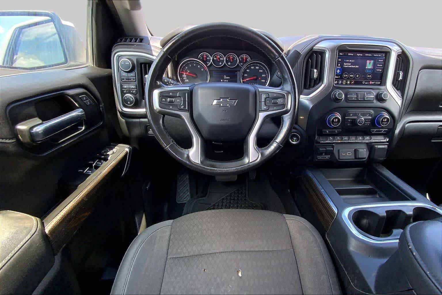 Used 2020 Summit White Chevrolet RST image 6