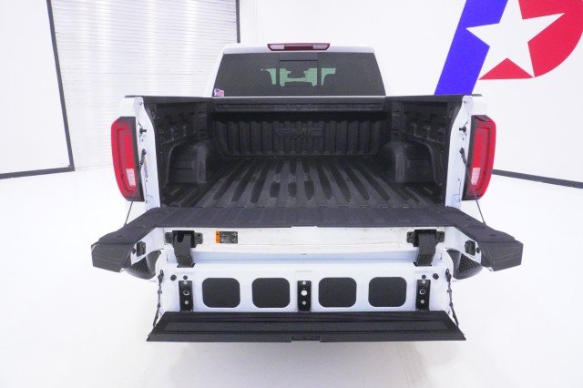 2026 GMC Sierra 1500 SLT - Photo 8