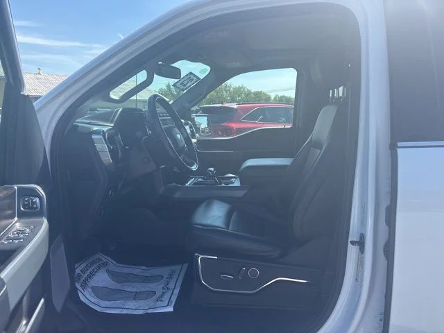 Used 2023 Oxford White Ford Lariat image 42