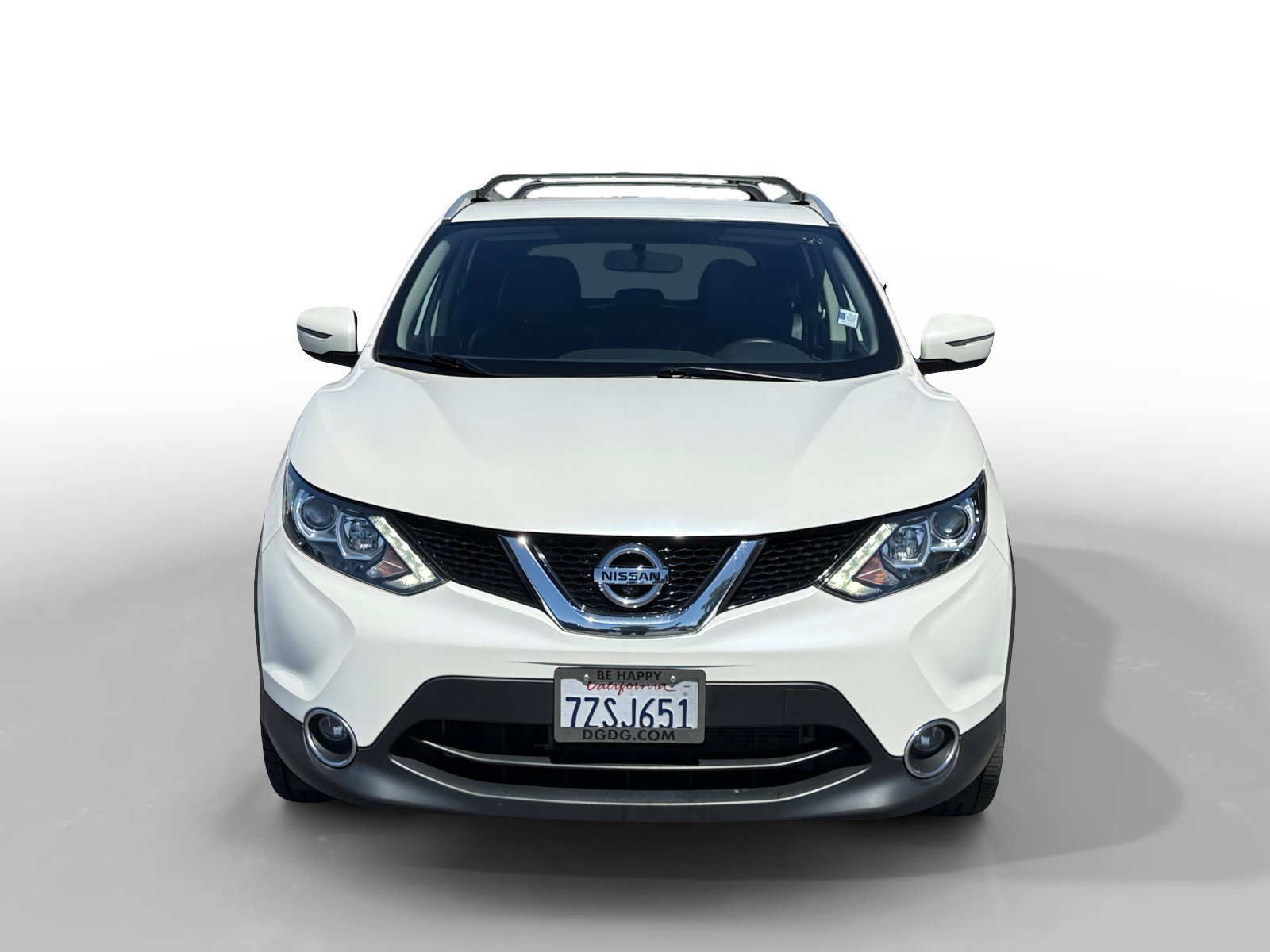 Used 2017 Pearl White Nissan SL image 8