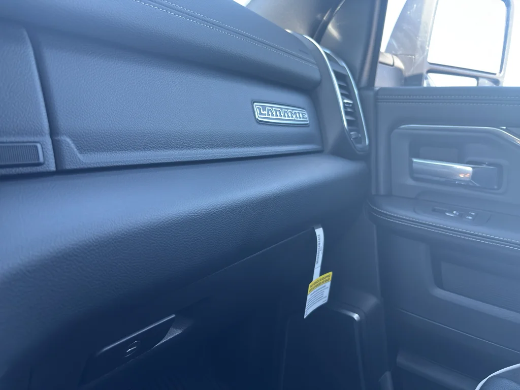 New 2026 Silver-Zynith Exterior Paint RAM Laramie image 21