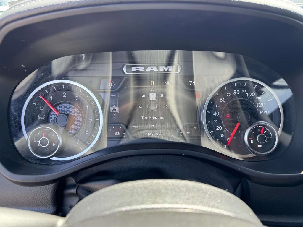 Used 2026  Ram Laramie image 23