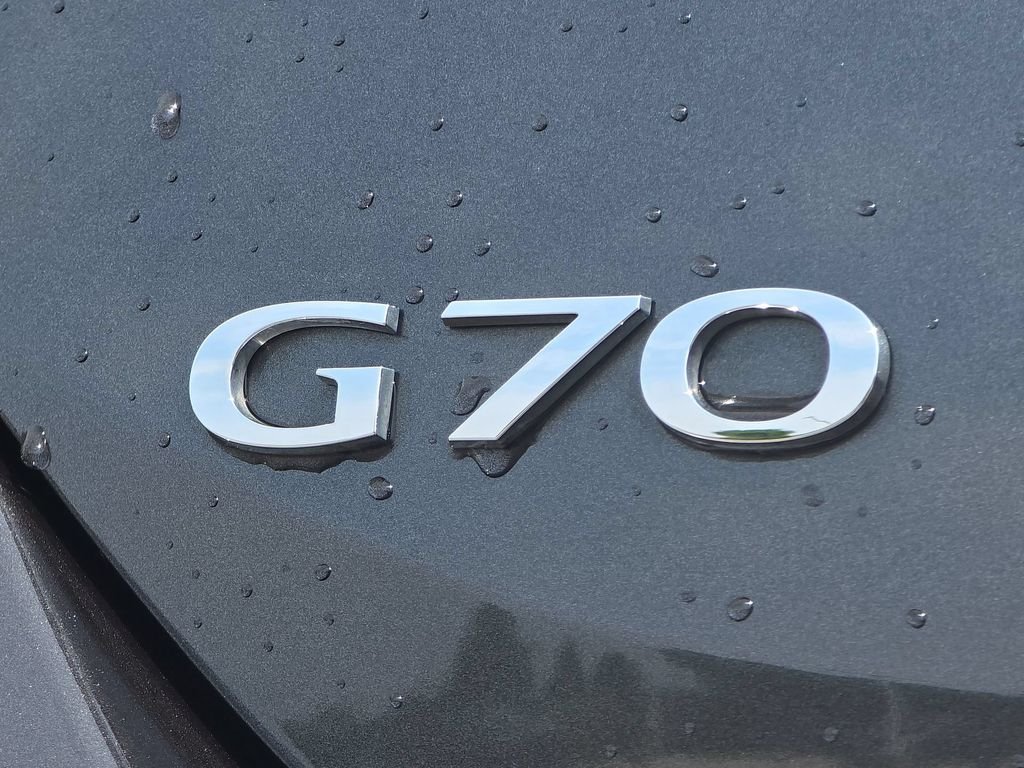 2025 GENESIS G70 Standard - Photo 37