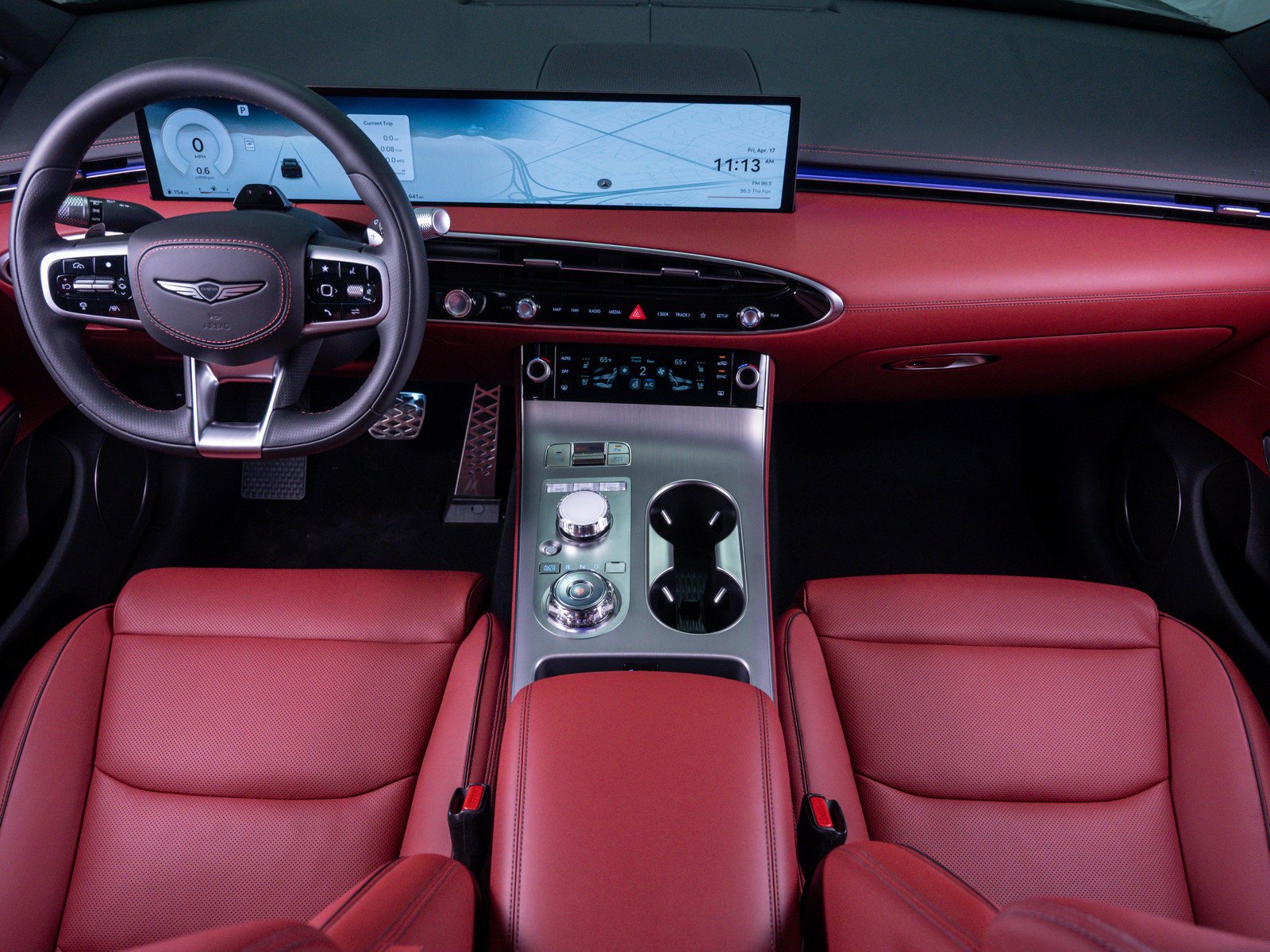 2026 GENESIS GV70 Sport Advanced - Photo 16