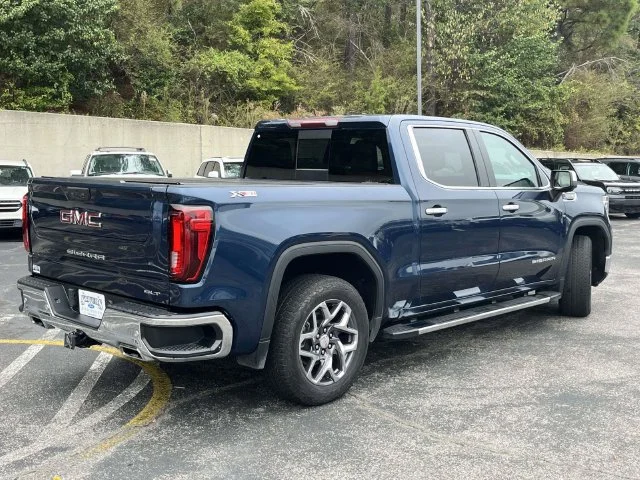 Certified Used 2022 Pacific Blue Metallic GMC SLT image 3