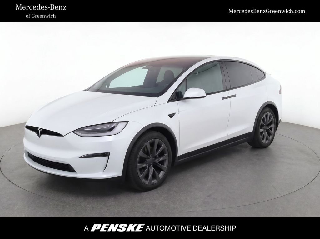 2024 Tesla Model X Long Range's photo