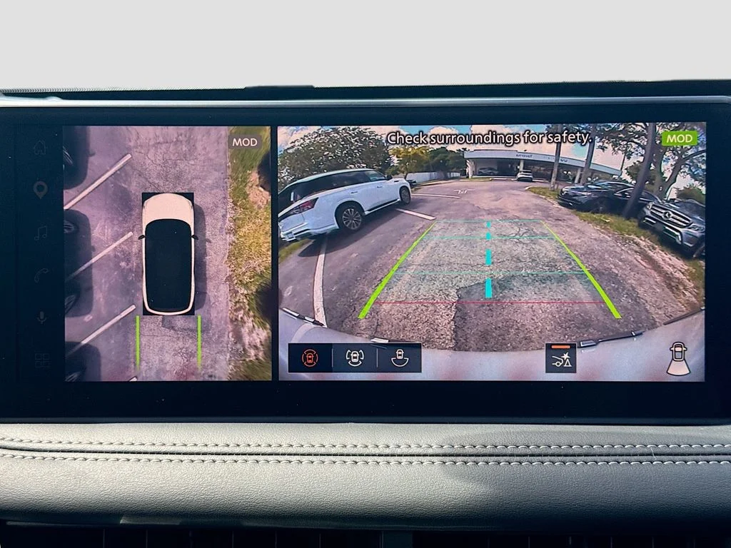New 2027 RADIANT WHITE INFINITI Luxe FWD image 14