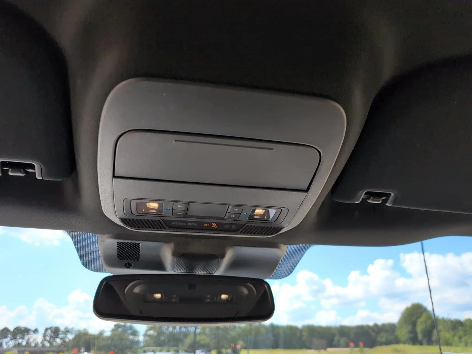 Used 2023 Oxford White Ford XLT image 36