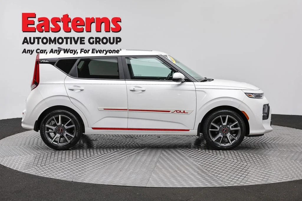 Used 2020 White Kia GT-Line image 4