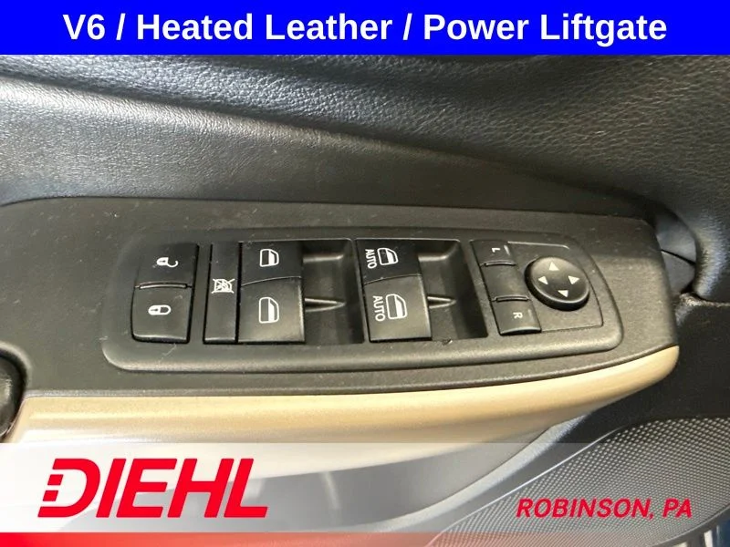 Used 2018 Blue Jeep Limited image 22