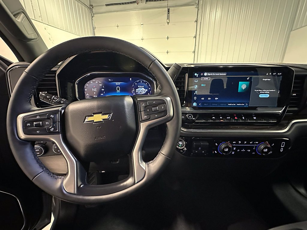 Used 2025 Gray Chevrolet LT image 33