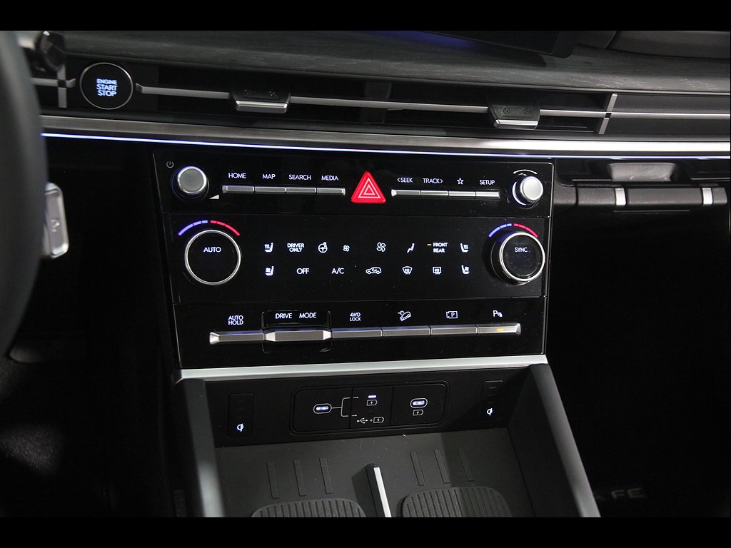 2026 Hyundai Santa Fe Limited - Photo 14