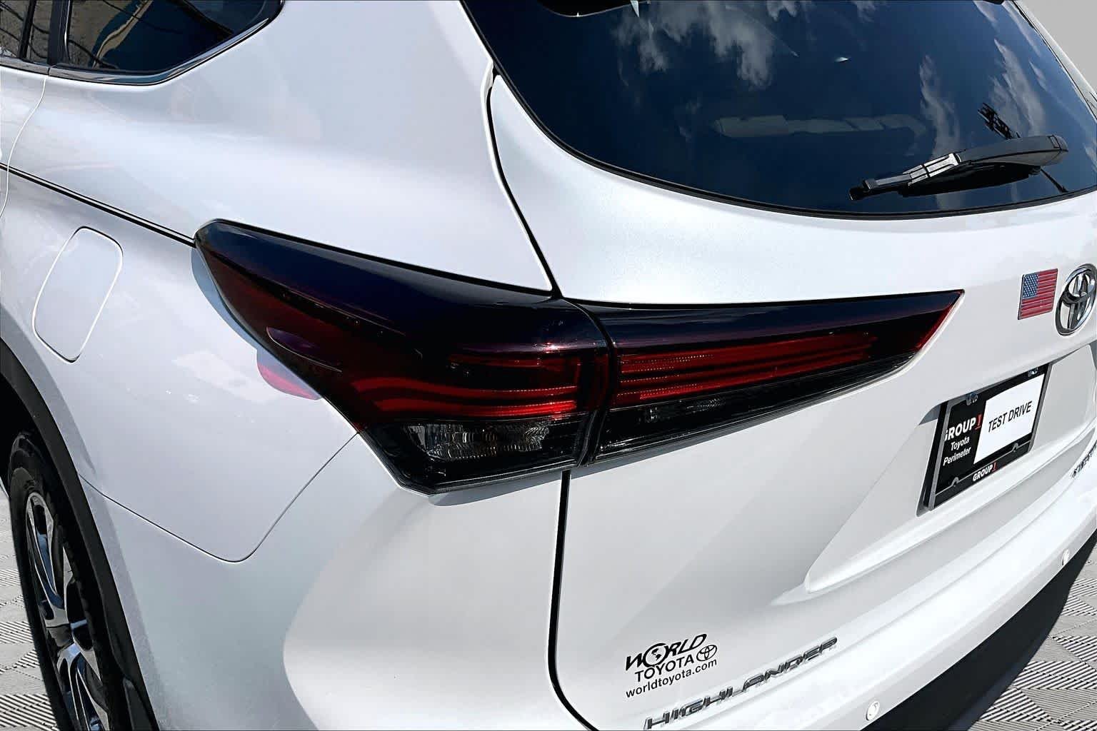 Used 2024 Wind Chill Pearl Toyota XLE image 29
