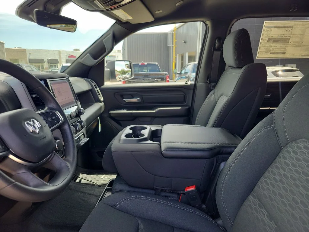 New 2026 Bright White Clearcoat RAM Tradesman image 9