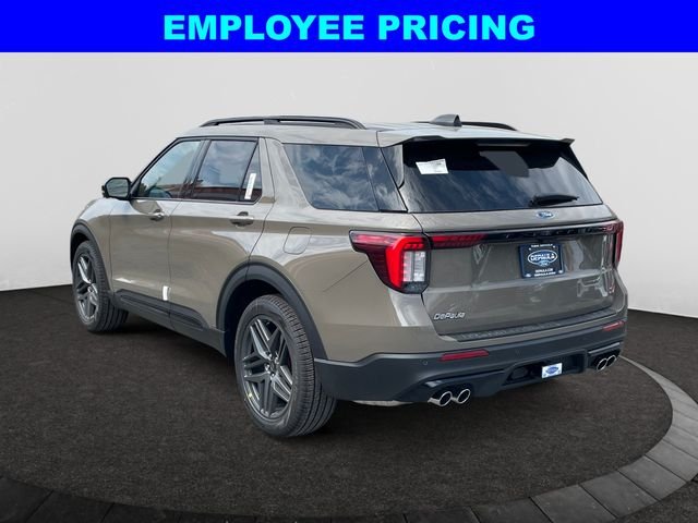 New 2026 Gray Ford ST image 3