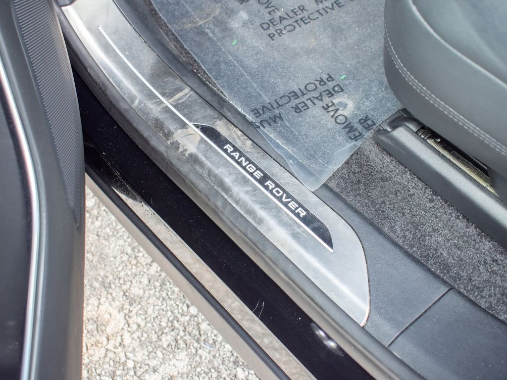 Certified Used 2025 Black Land Rover SE image 17