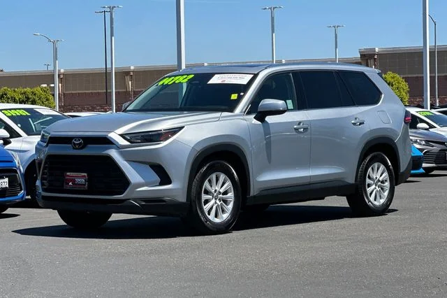 Certified Used 2025 Silver Toyota XLE image 8